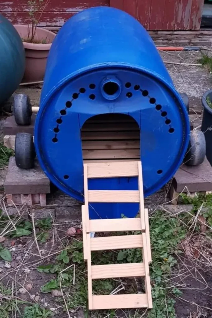 Lightweight Plastic Barrel Coop