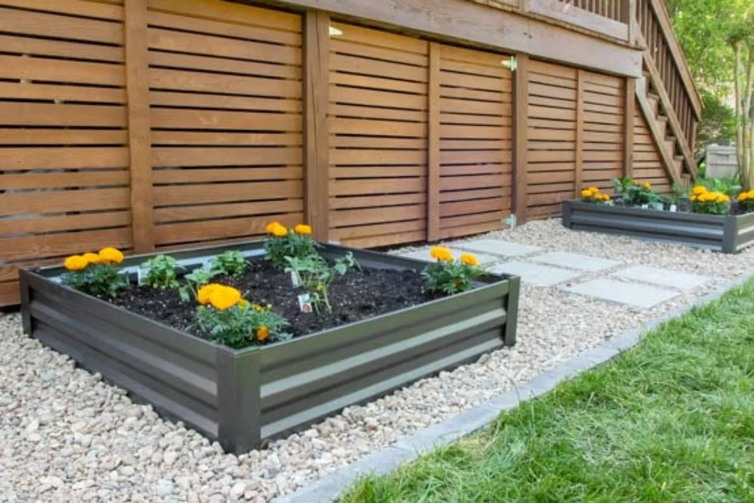DIY Raised Beds with Bench