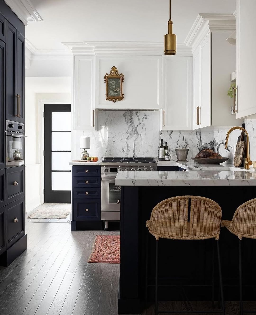 Two-Tone Cabinets for Black and White Kitchen Ideas
