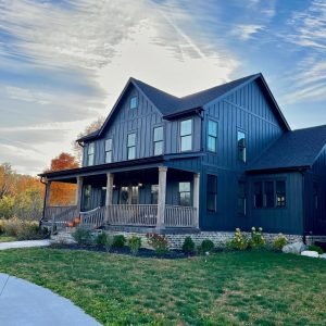 35+ Modern Farmhouse Exterior Colors For A Timeless Look