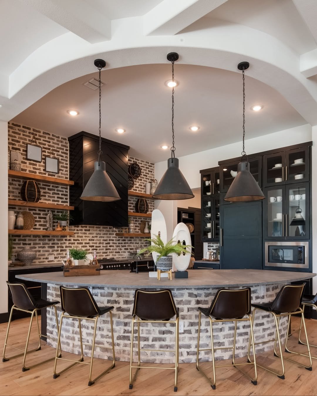Modern Traditional kitchen Industrial-Traditional Mix