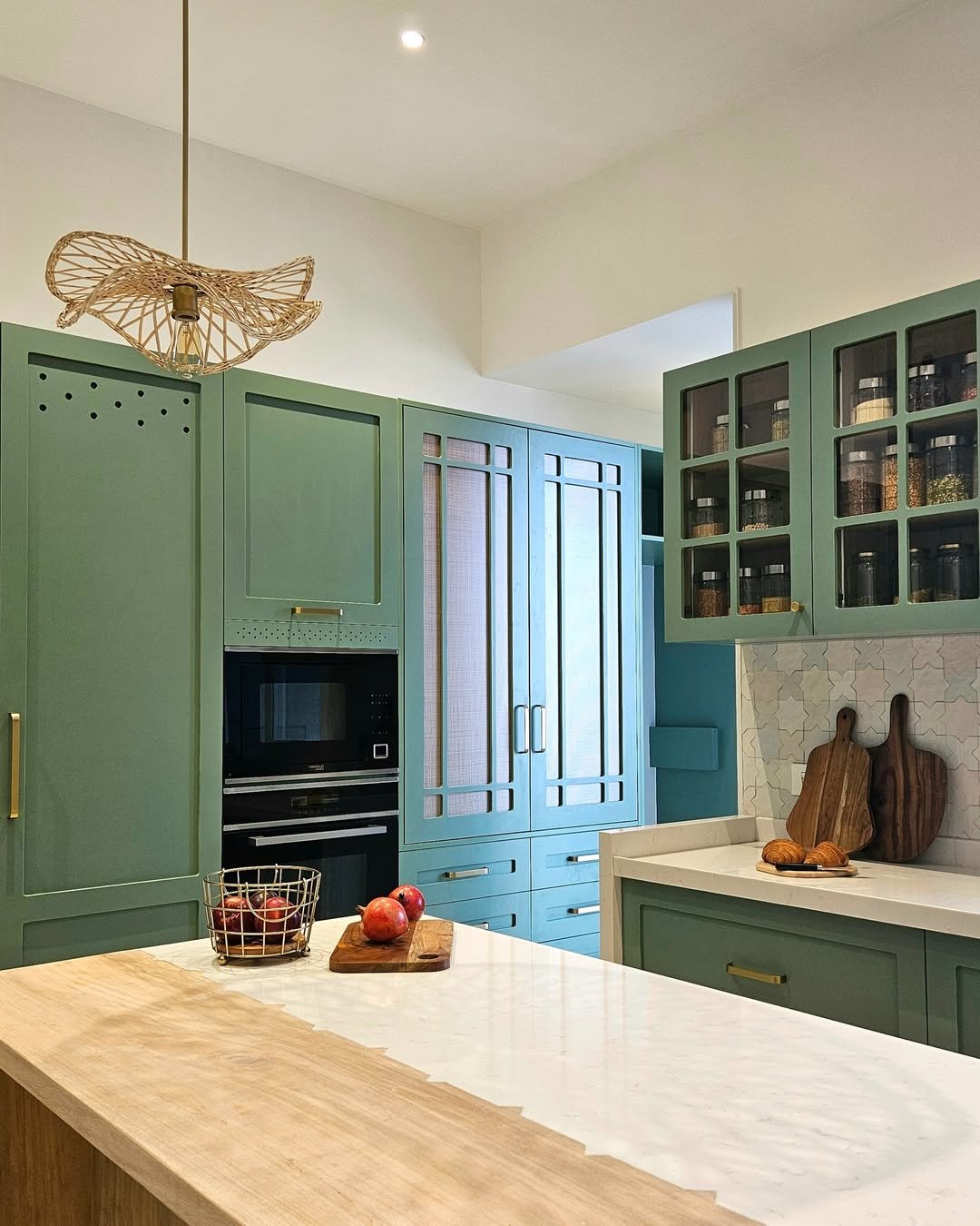 Modern Traditional kitchen Texture Play