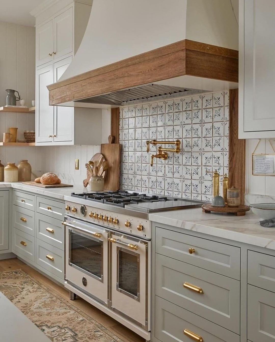 U-Shaped Kitchen Vintage Touches