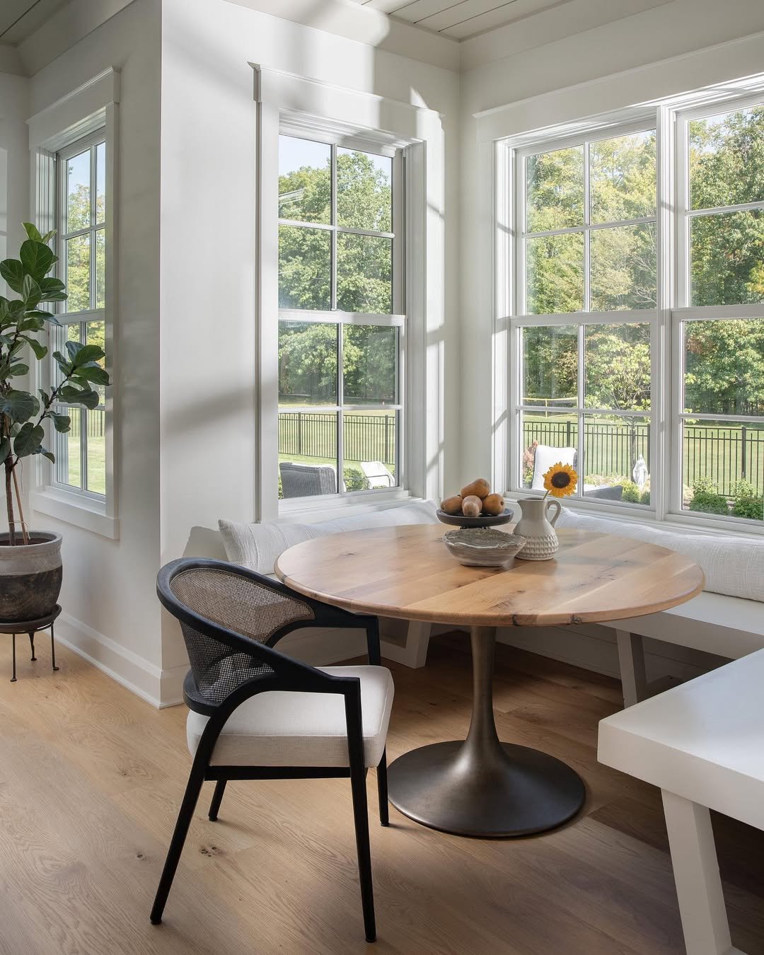 Ergonomic Seating for Cozy Breakfast Nook