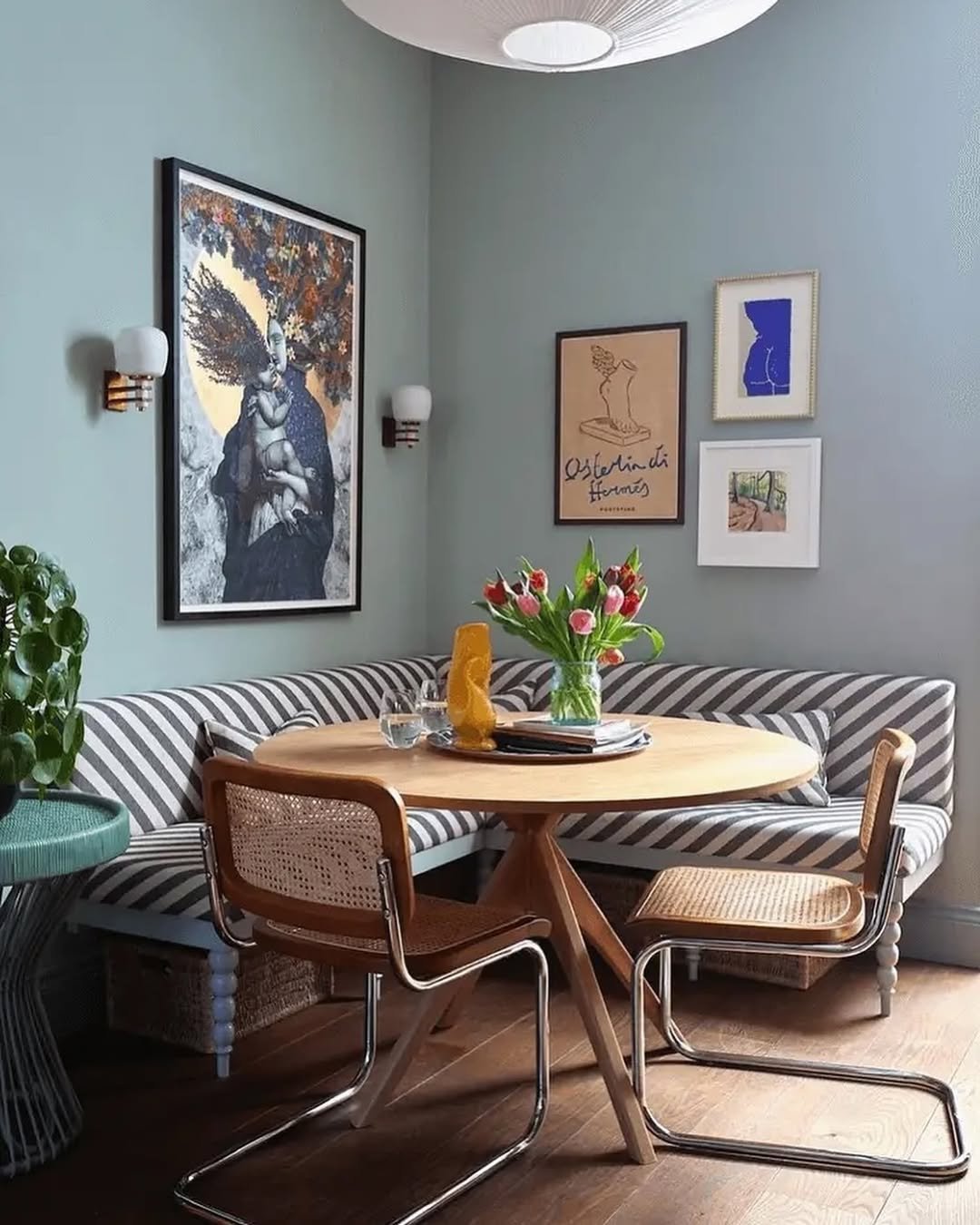 Functional Furniture Corner Breakfast Nook