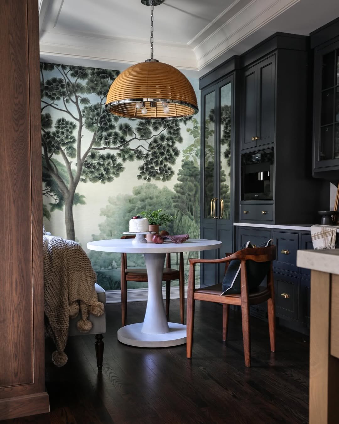 Seasonal Decor for Cozy Breakfast Nook