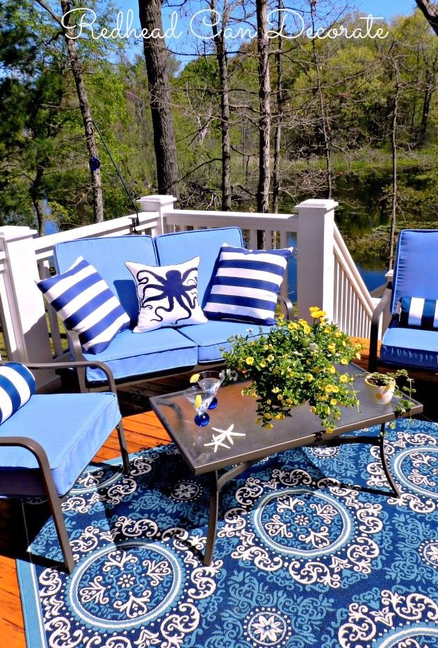 Centerpieces for coastal balcony decor
