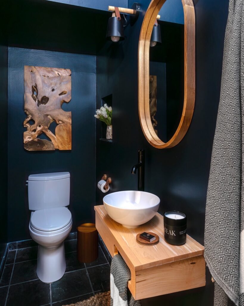 10. Dramatic and Moody Design for a Sophisticated Feel