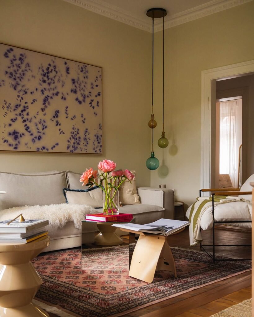 10. Eclectic Vintage Charm with Artistic Layers