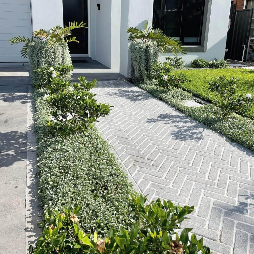11. Herringbone Simplicity with Lush Green Borders