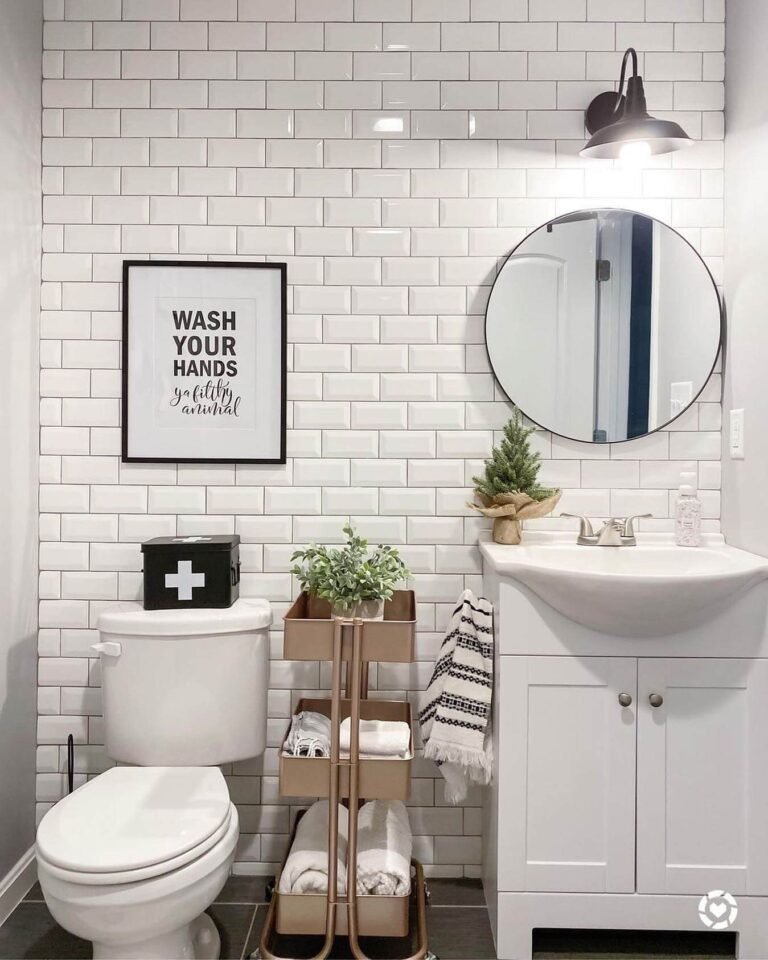 27 Tiny Bathroom Ideas That Make A Small Space Feel Luxurious And ...