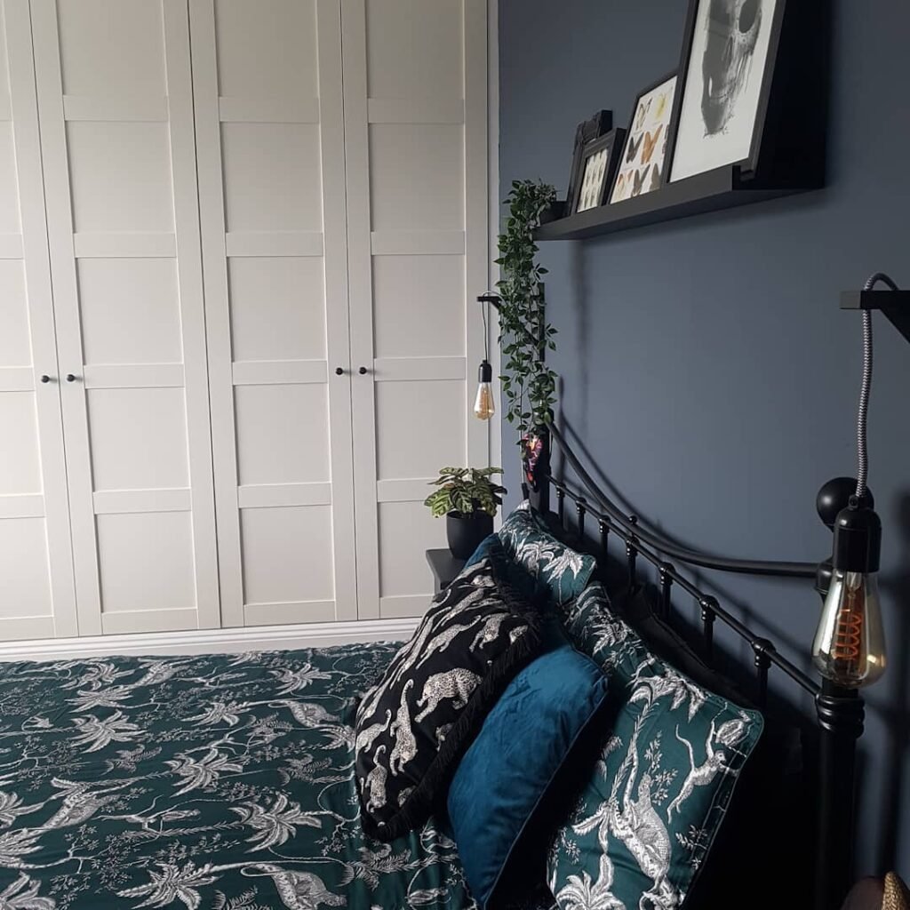 15. Bold Bedding and Moody Contrast