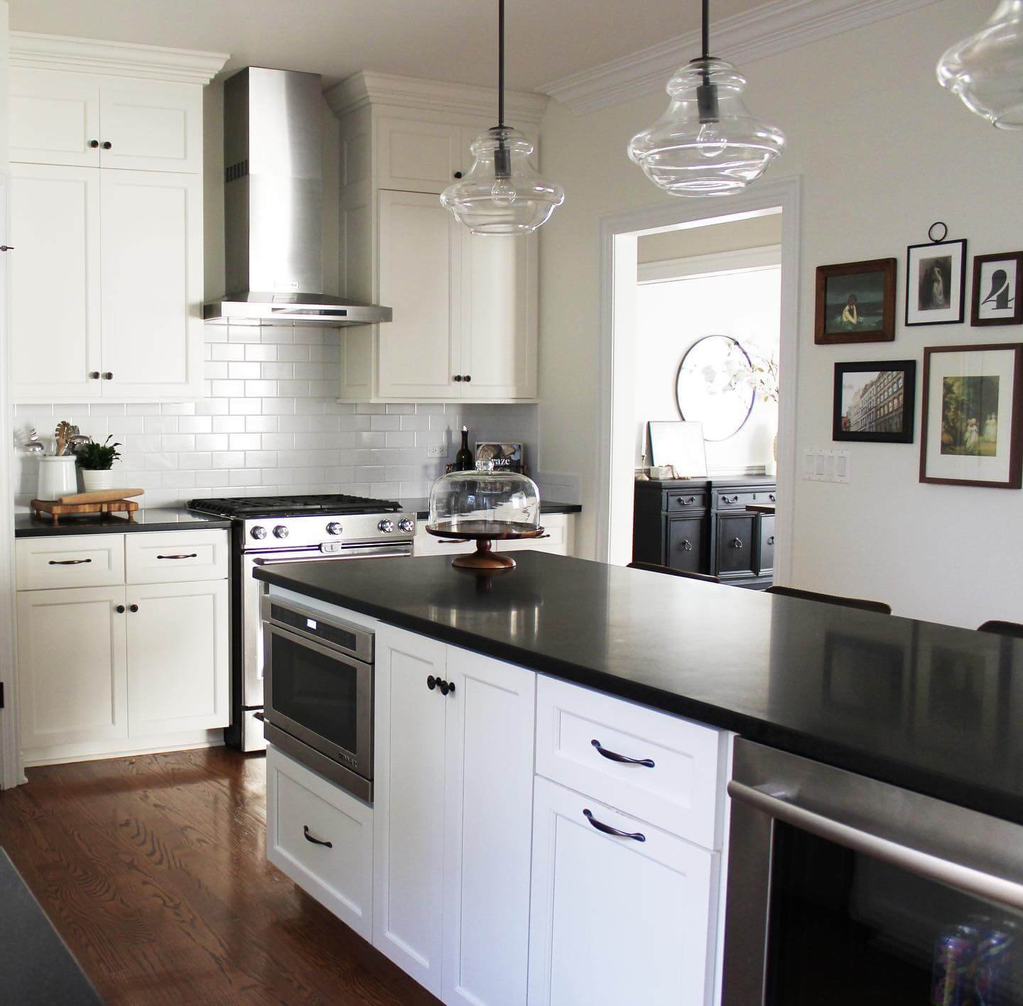19 Creative Kitchen Gallery Wall Ideas To Transform Your Space ...