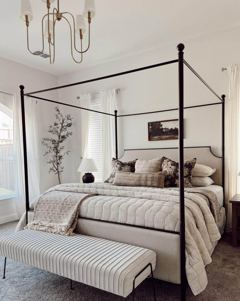 Romantic Beige and Black Bedroom Ideas