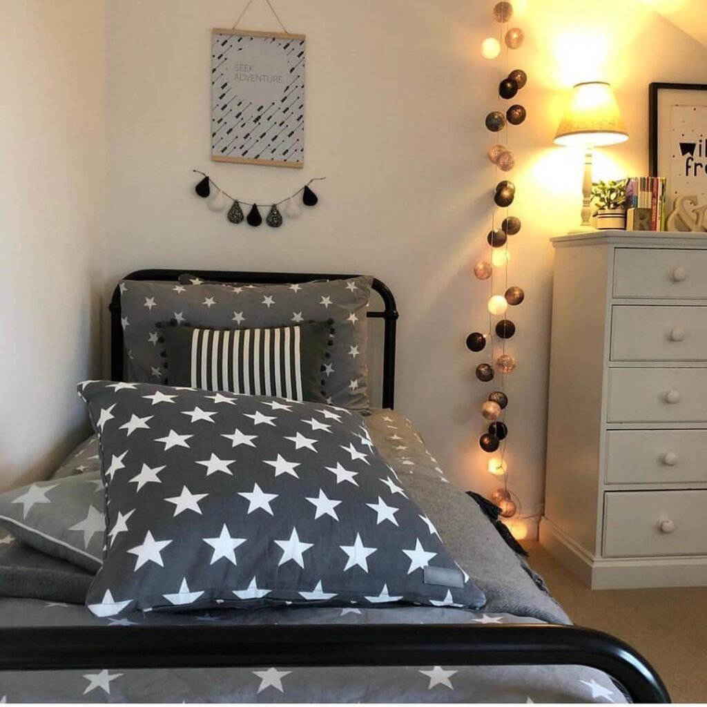 2. Starry Eyed Simplicity for Kids and Teens