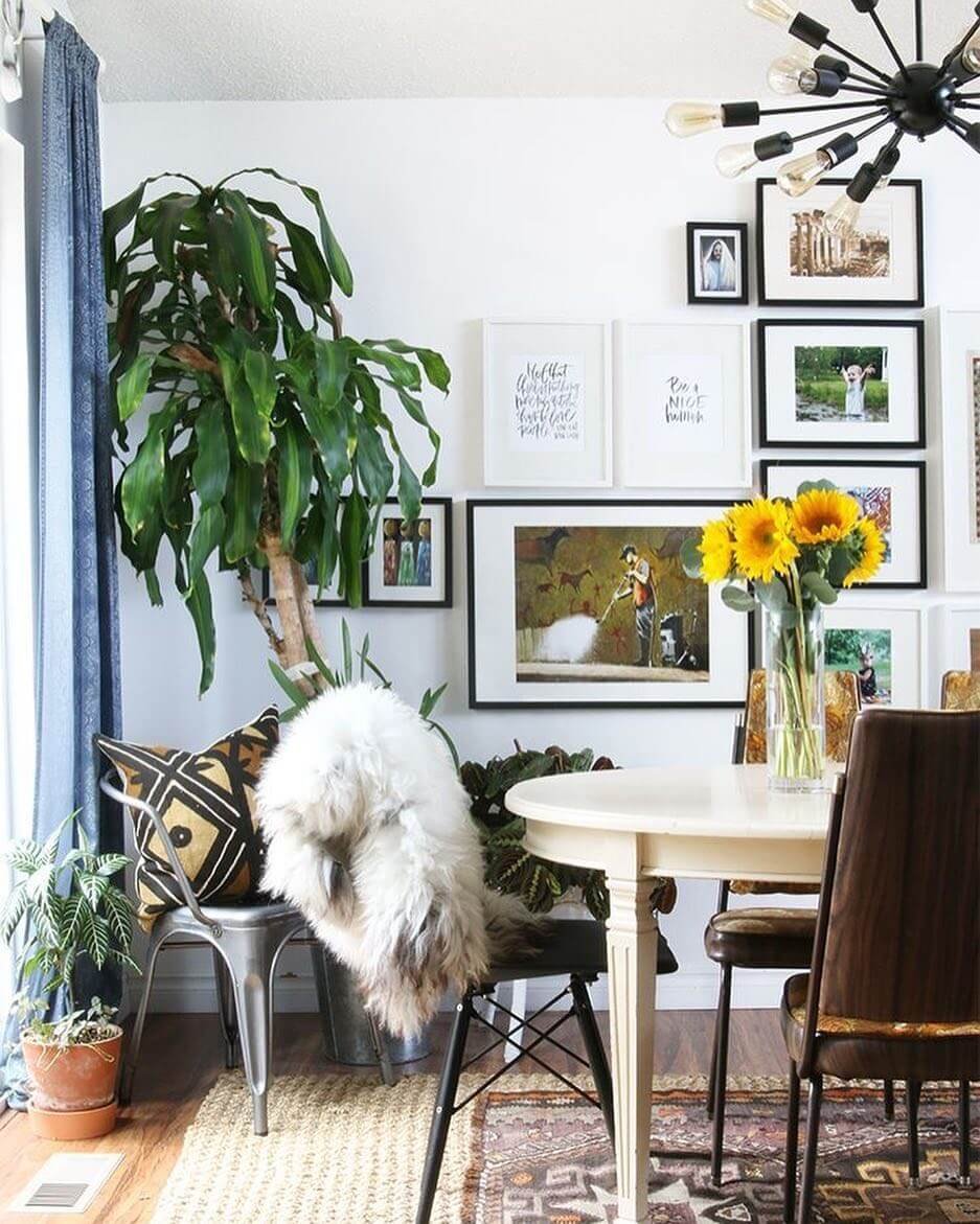 Chalkboard Backdrop for Dining Room Gallery Wall