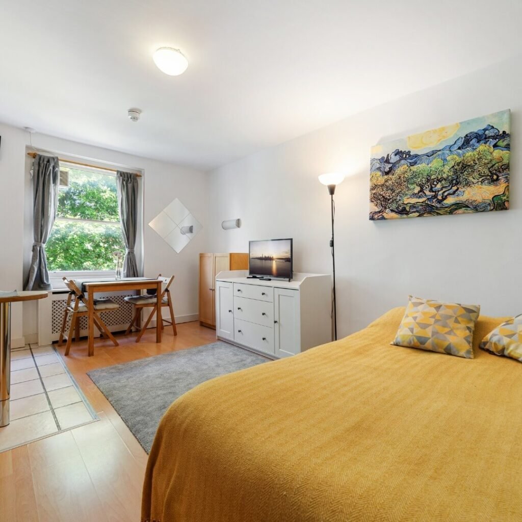20. Stylish Murphy Bed That Disappears on Demand