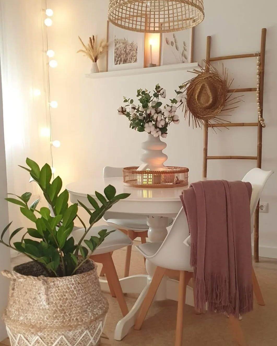 Bold Art and Typography for Dining Room Gallery Wall