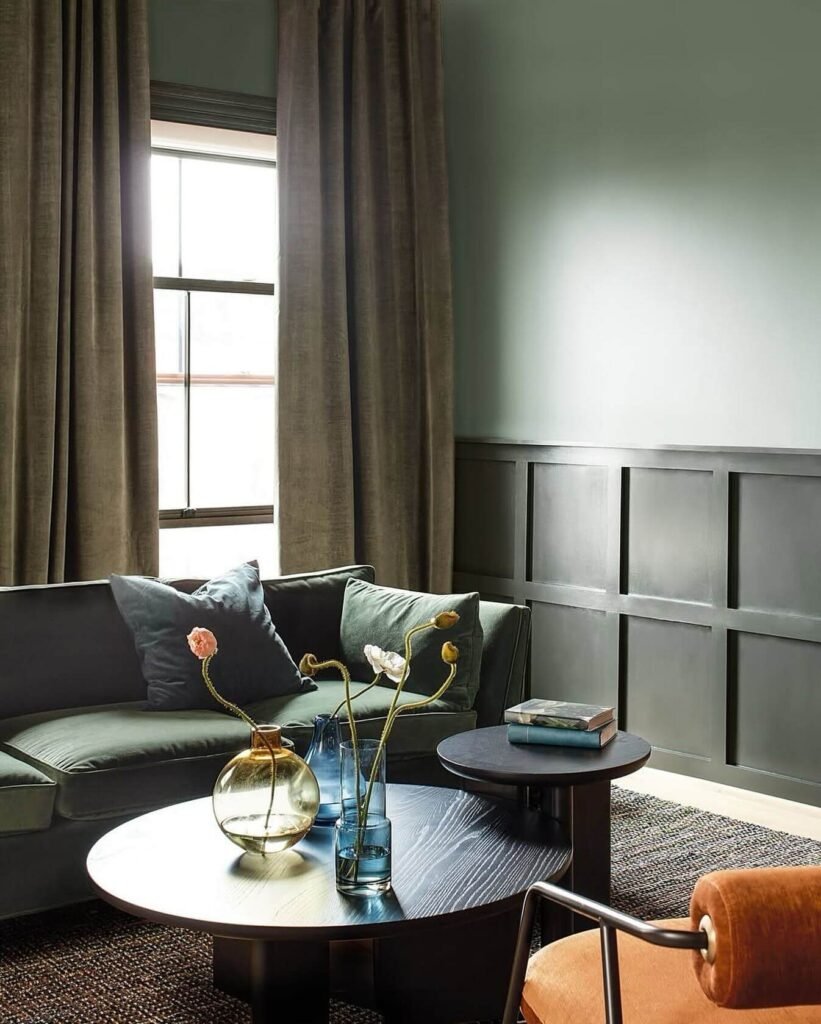 25. Moody Greens for Earthy Modernism