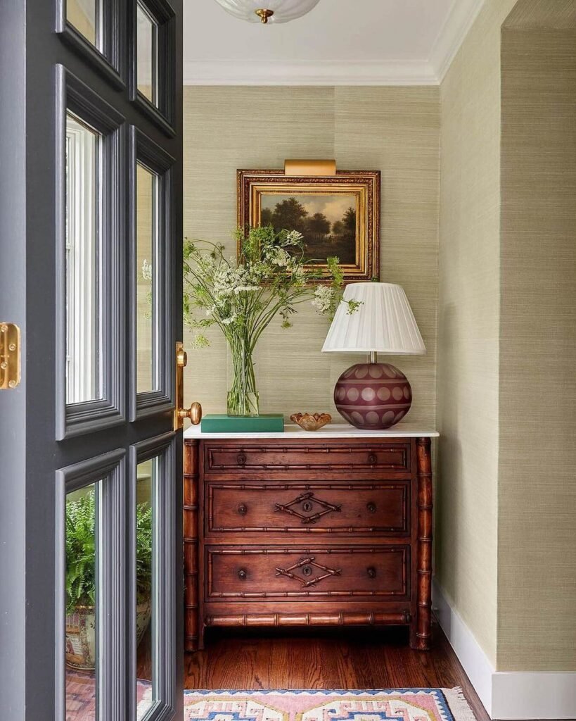 25 Stunning Entryway Gallery Wall Ideas To Make A Bold First Impression ...