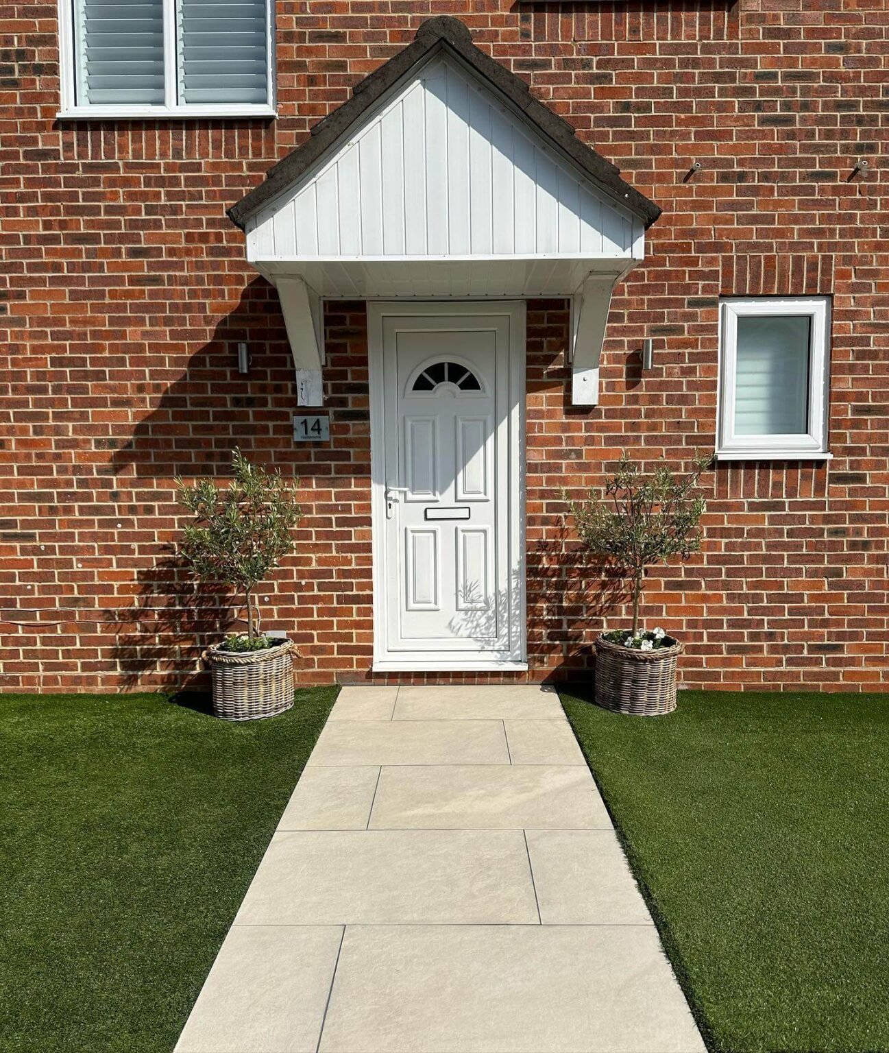 23 Stunning Front Pathway Ideas To Instantly Boost Your Curb Appeal ...