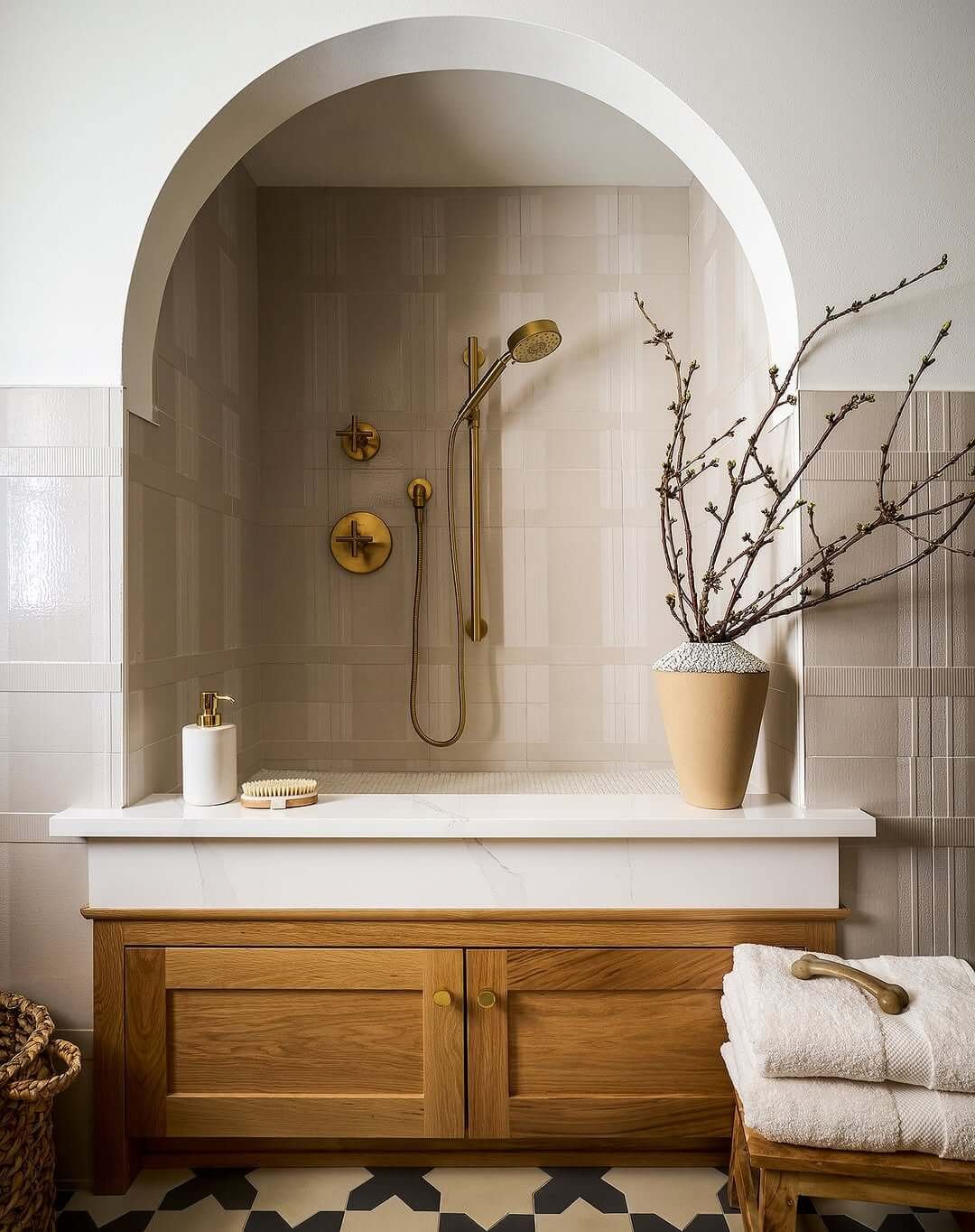 Curved Arch for Mid-Century Modern Mudroom