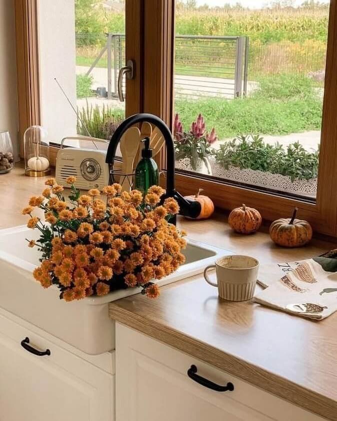 Farmhouse Sink Vignette in Fall Kitchen Decor Ideas