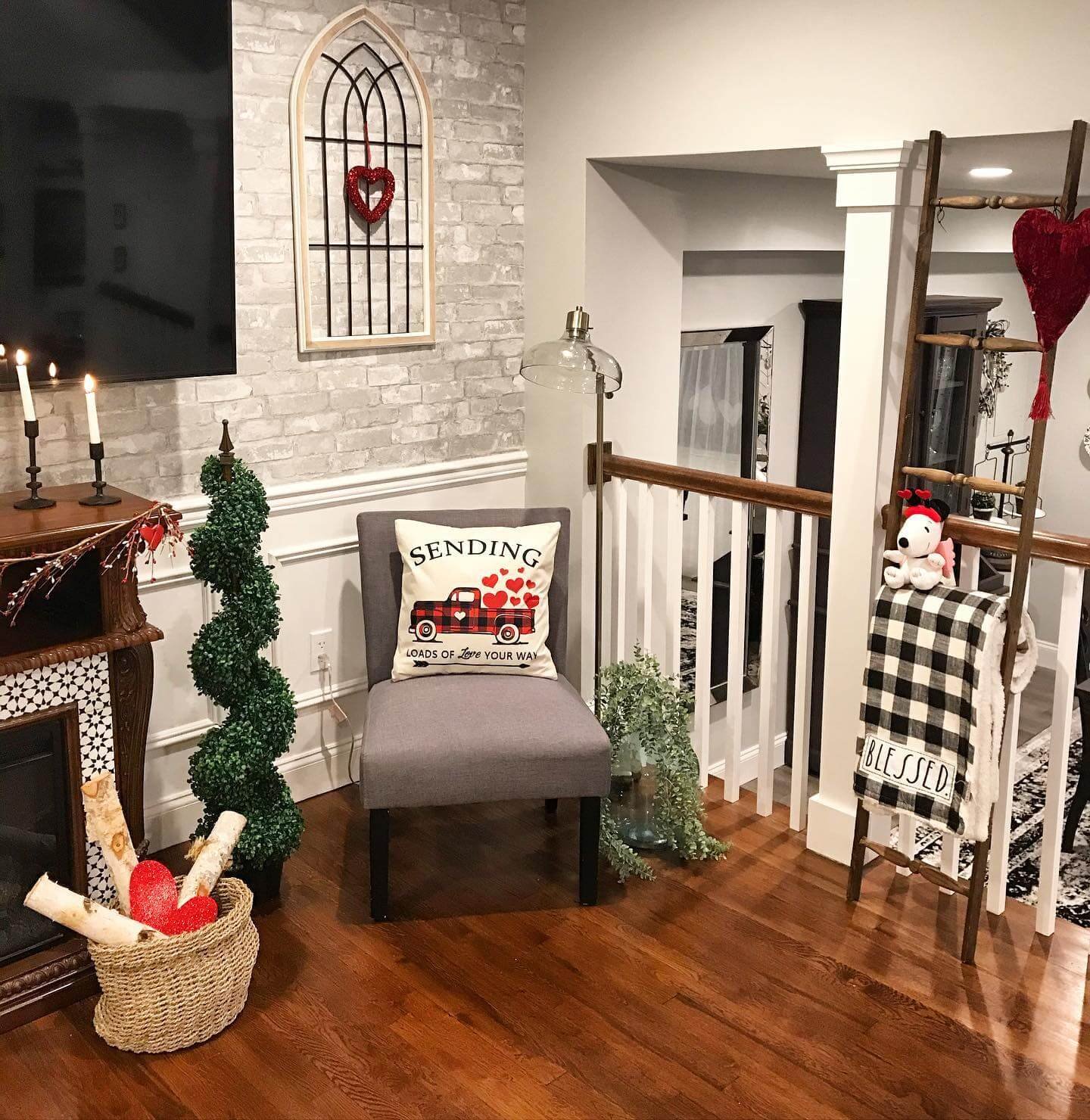 Festive Boho Farmhouse Nook