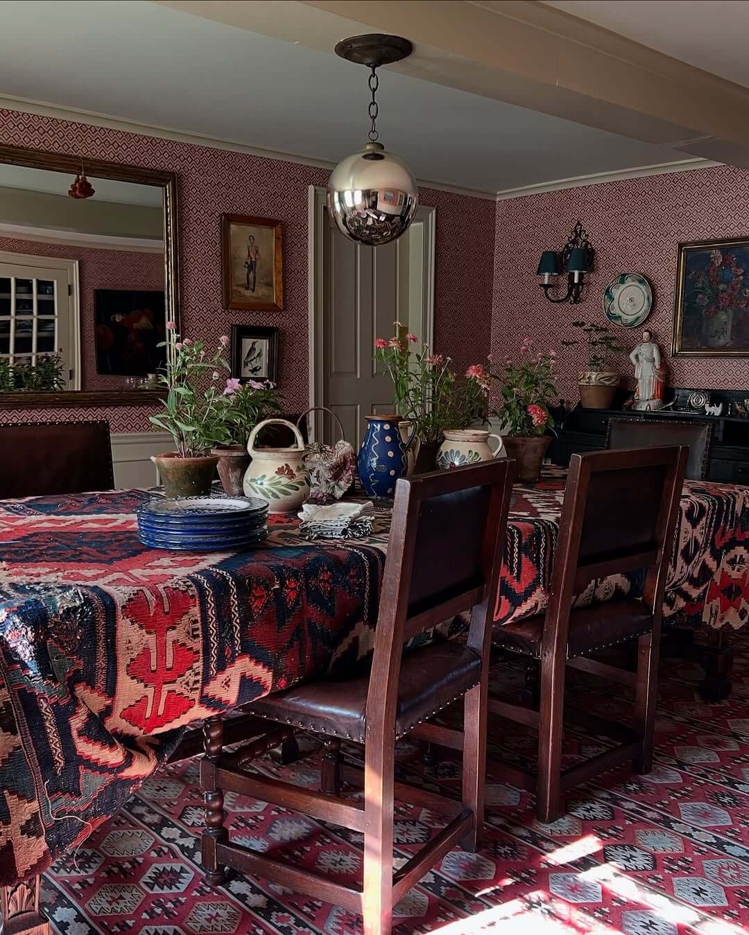 Rich Burgundy Patterns for Dining Room Paint Color Ideas