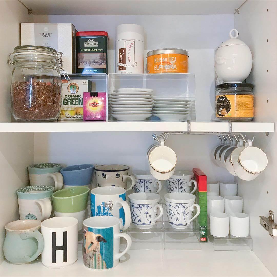 Designated Tea and Coffee Station Kitchen Cabinet Organization Ideas