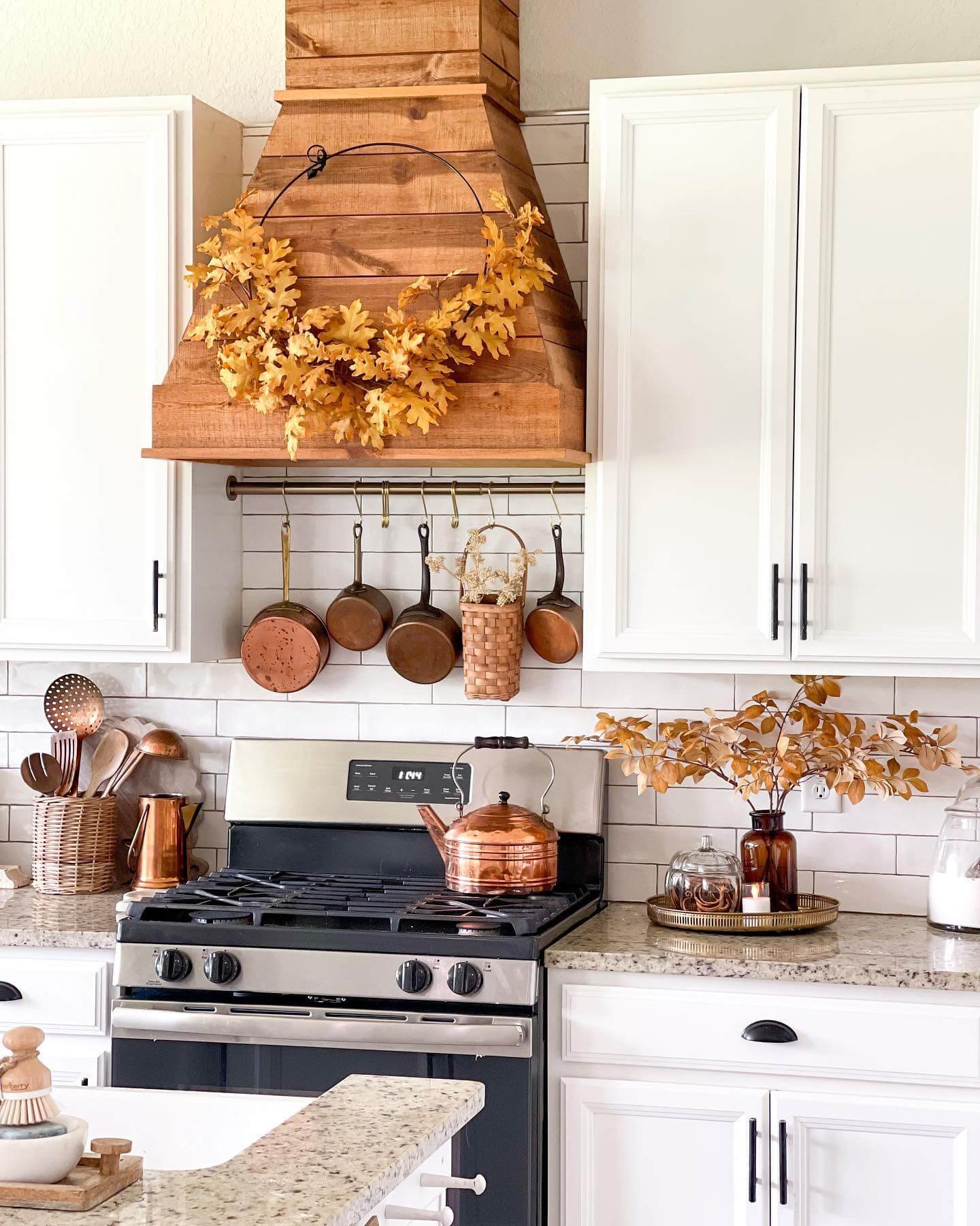 Copper for Autumn Warmth for Fall Kitchen Decor Ideas