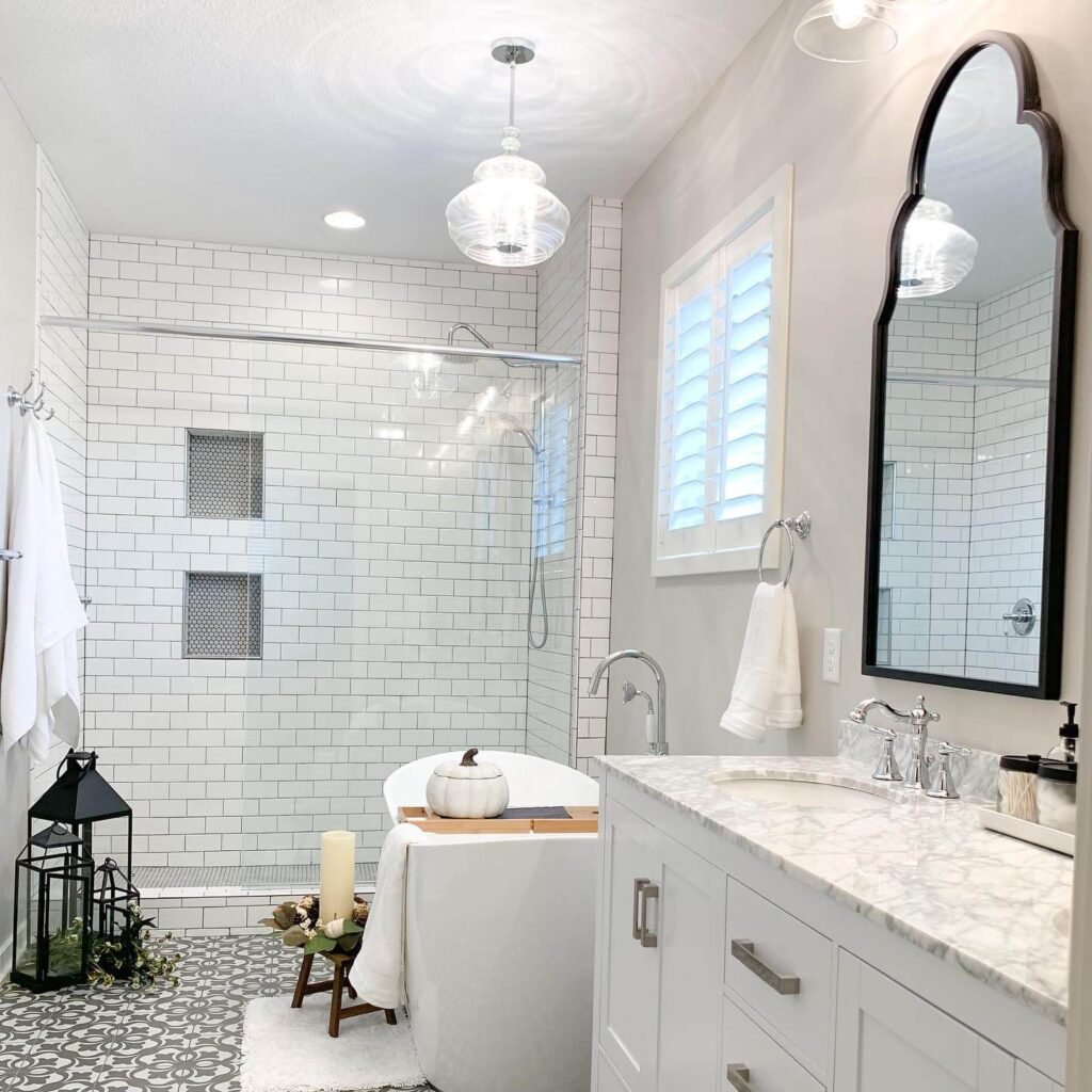  Fall Bathroom Decor White-on-White Fall Palette