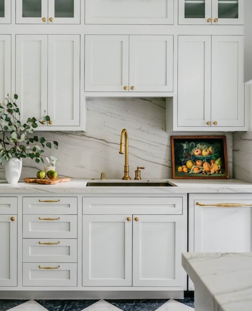 Classic Timeless Kitchen Ideas That Never Go Out Of Style - FowlFamily ...