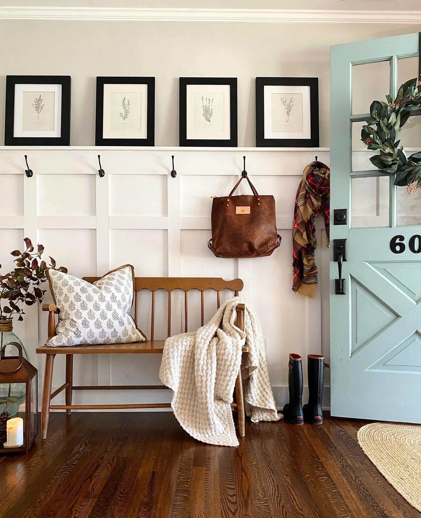 Touch of Greenery in Entryway Decor Ideas