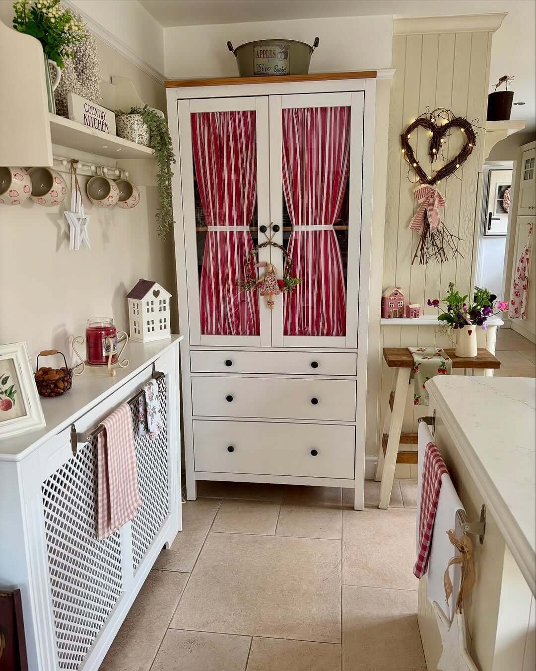 Standalone Storage Hutch with Kitchen Cabinet Storage Ideas