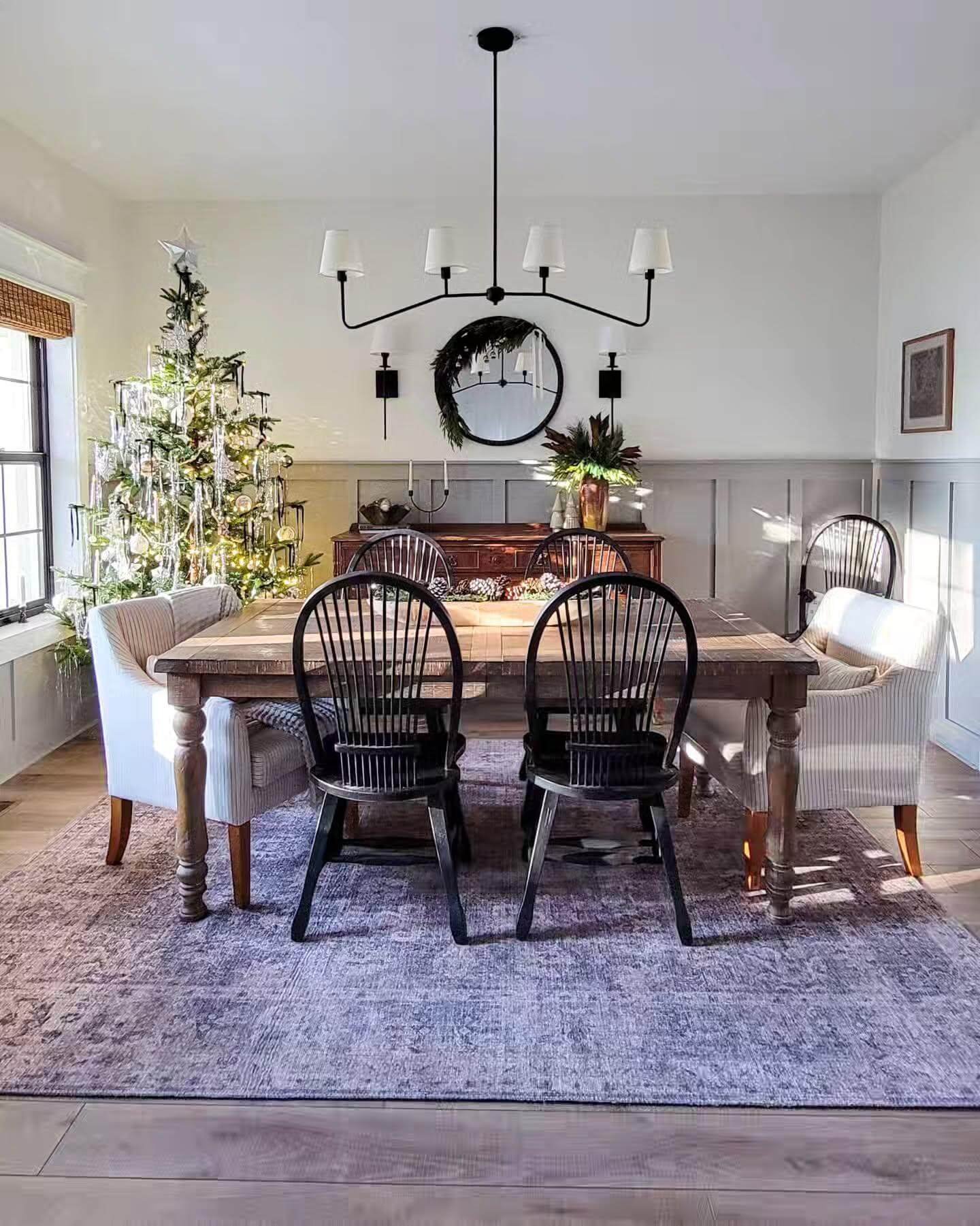 Monochrome Elegance Dining Room Table Centerpiece