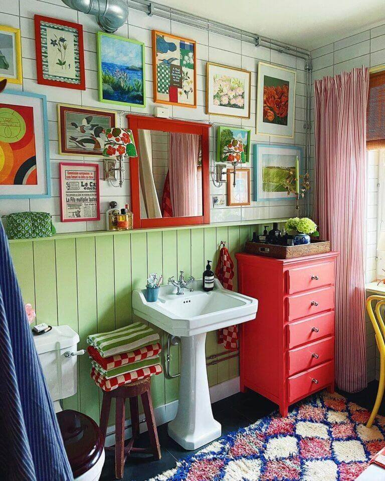 21. Maximalist Color Play in a Retro-Modern Bathroom