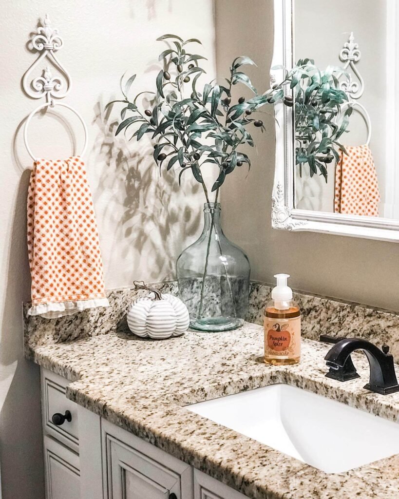  Fall Bathroom Decor Scent and Color to Define the Season