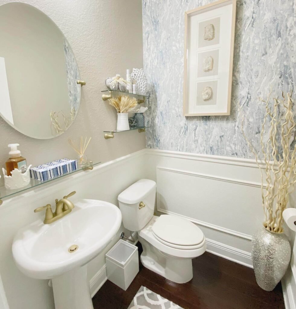  Fall Bathroom Decor  Small Space with Natural Textures and Gold Accents