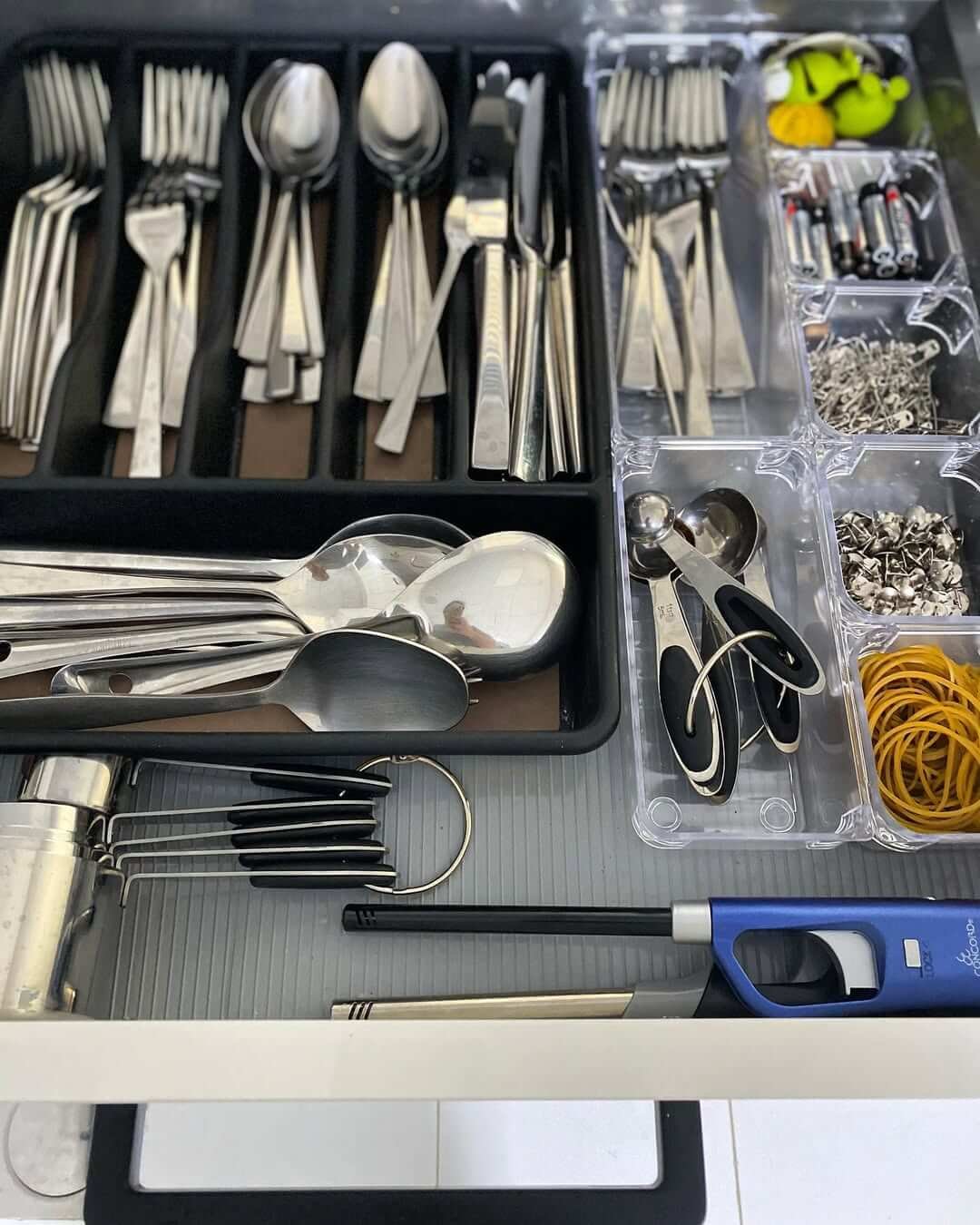 Mix-and-Match Trays for Kitchen Drawer Organization Ideas