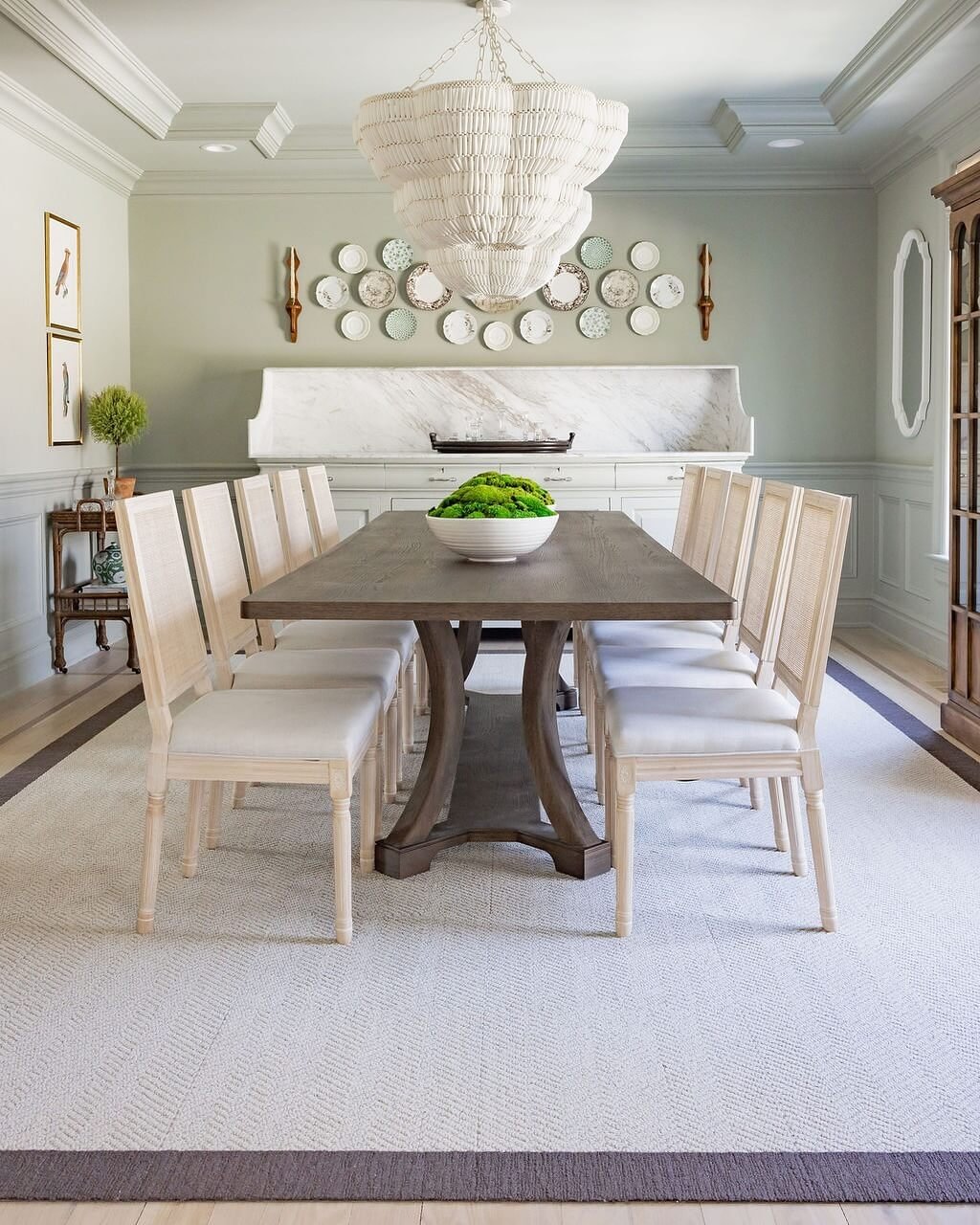 Simplicity Meets Sophistication for Dining Room Table Centerpiece