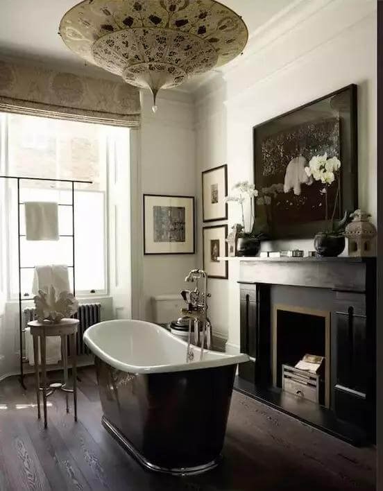 Old-World Elegant Bathroom Gallery Wall Ideas
