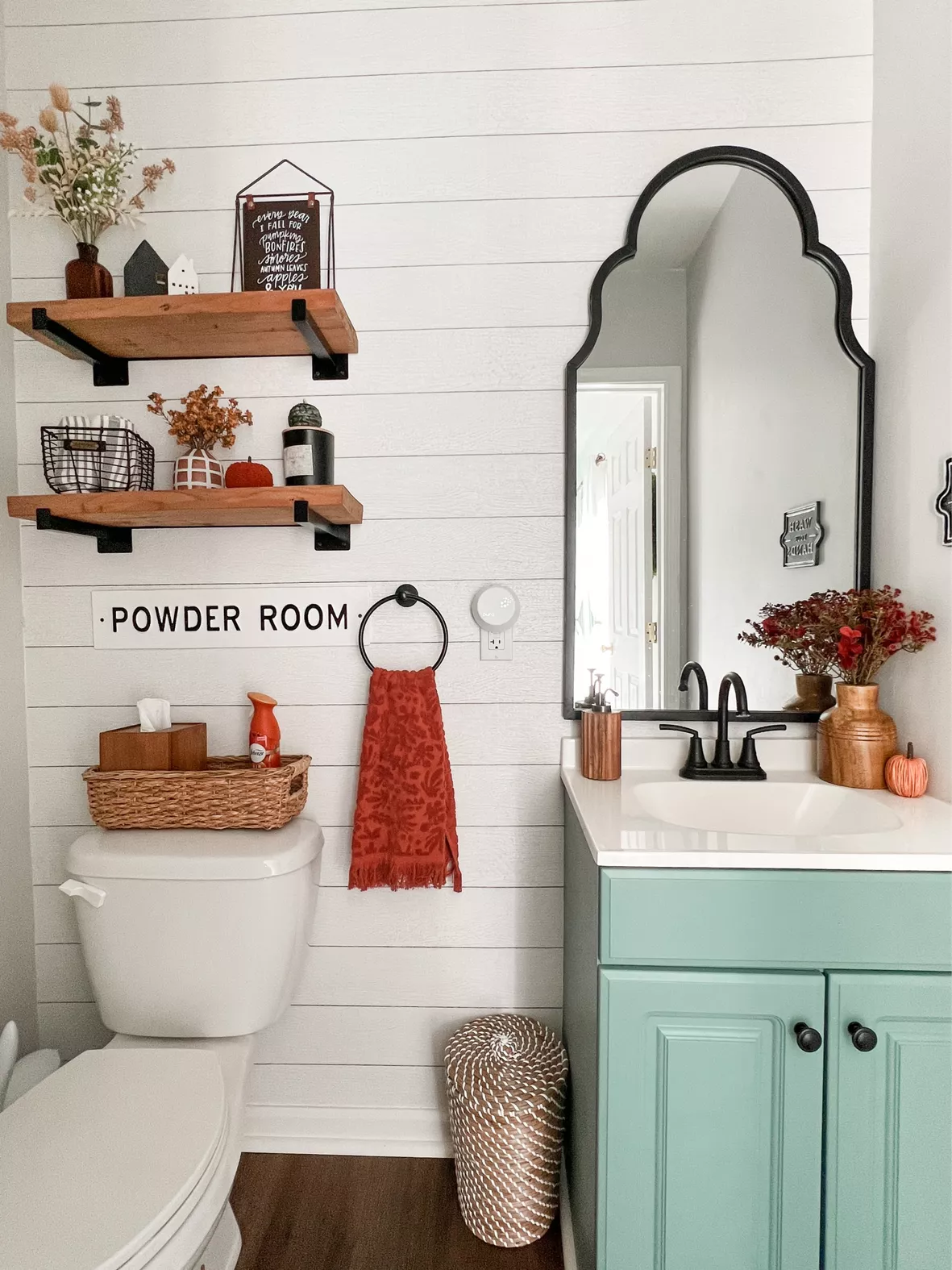 25 Cozy Fall Bathroom Decor Ideas That Will Make You Fall in Love with Your Space! - Cozy Candle Nooks
