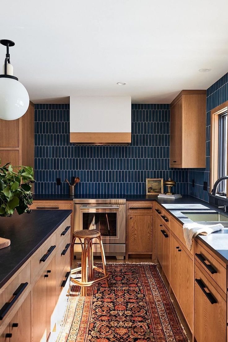 18 Bold Blue Kitchen Backsplash Ideas to Freshen Up Your Cooking Space! - 3. Navy Blue Glamour