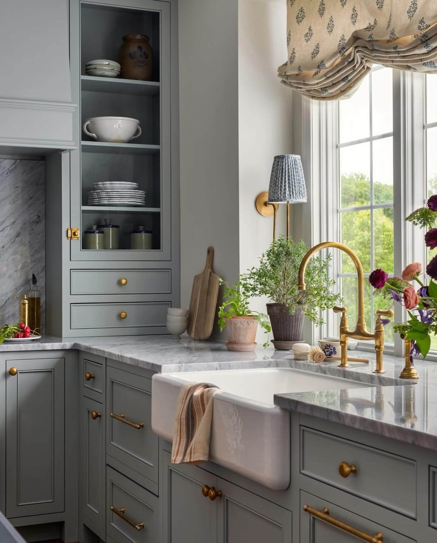 French-Inspired Beauty with Marble and Brass in Classic Timeless Kitchen Ideas