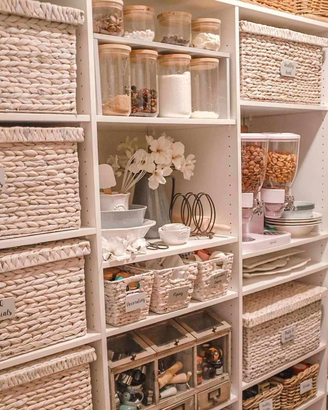 Labelled Baskets and Clear Jars for Kitchen Cabinet Organization Ideas