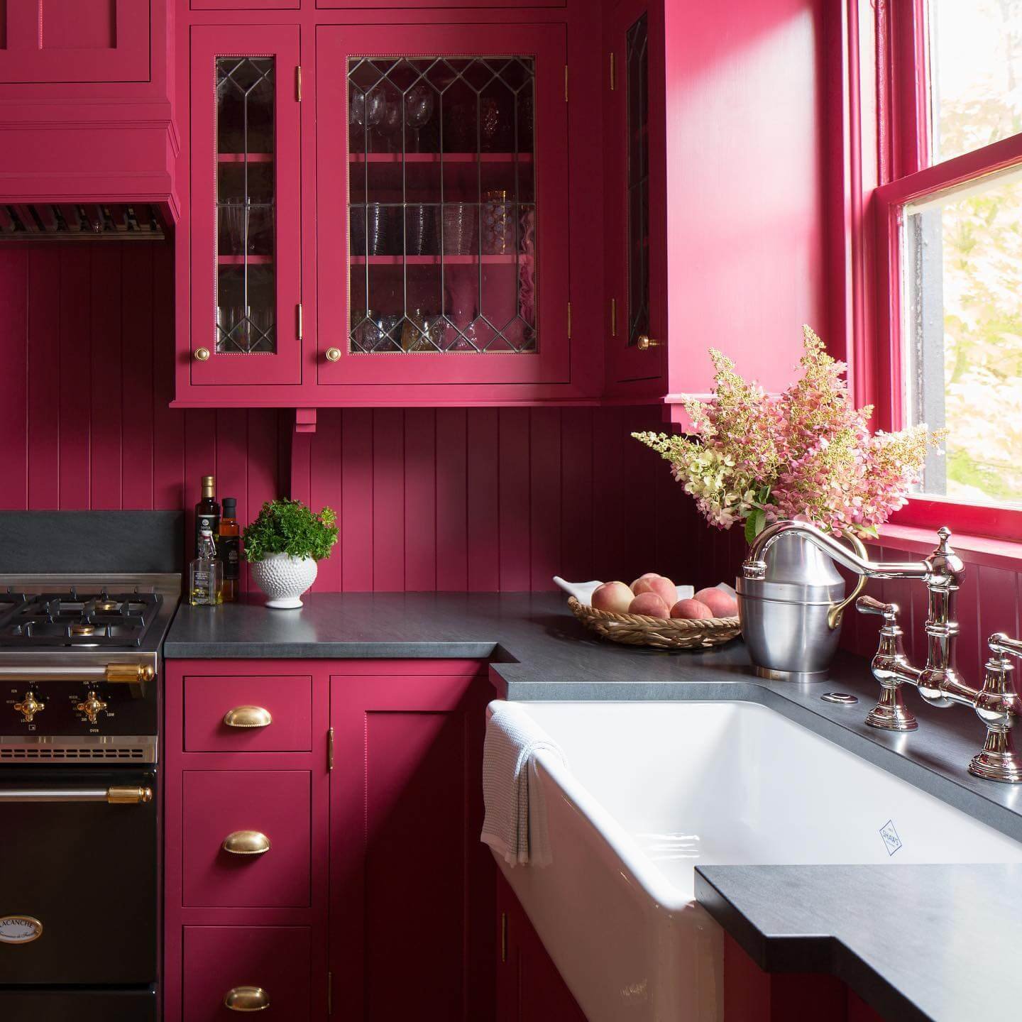 Make a Bold Statement With Fall Kitchen Decor Ideas