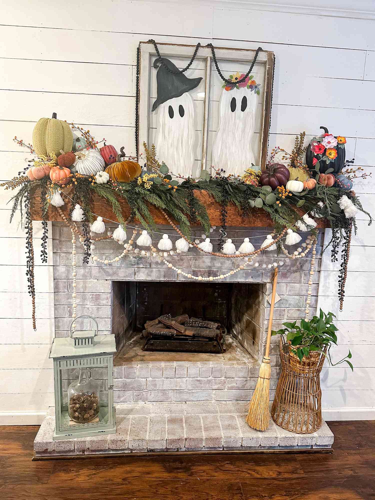 Unleash Your Creativity: DIY Fall Mantle Decor Ideas You’ll Love - Whimsical Wreaths: A Seasonal Staple
