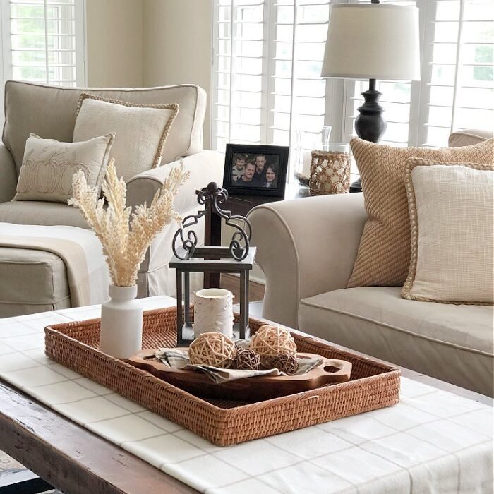 Autumn-Inspired Coffee Table Books in Fall Decor
