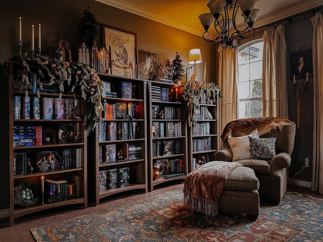 Seasonal Bookshelf Styling in Fall Decor